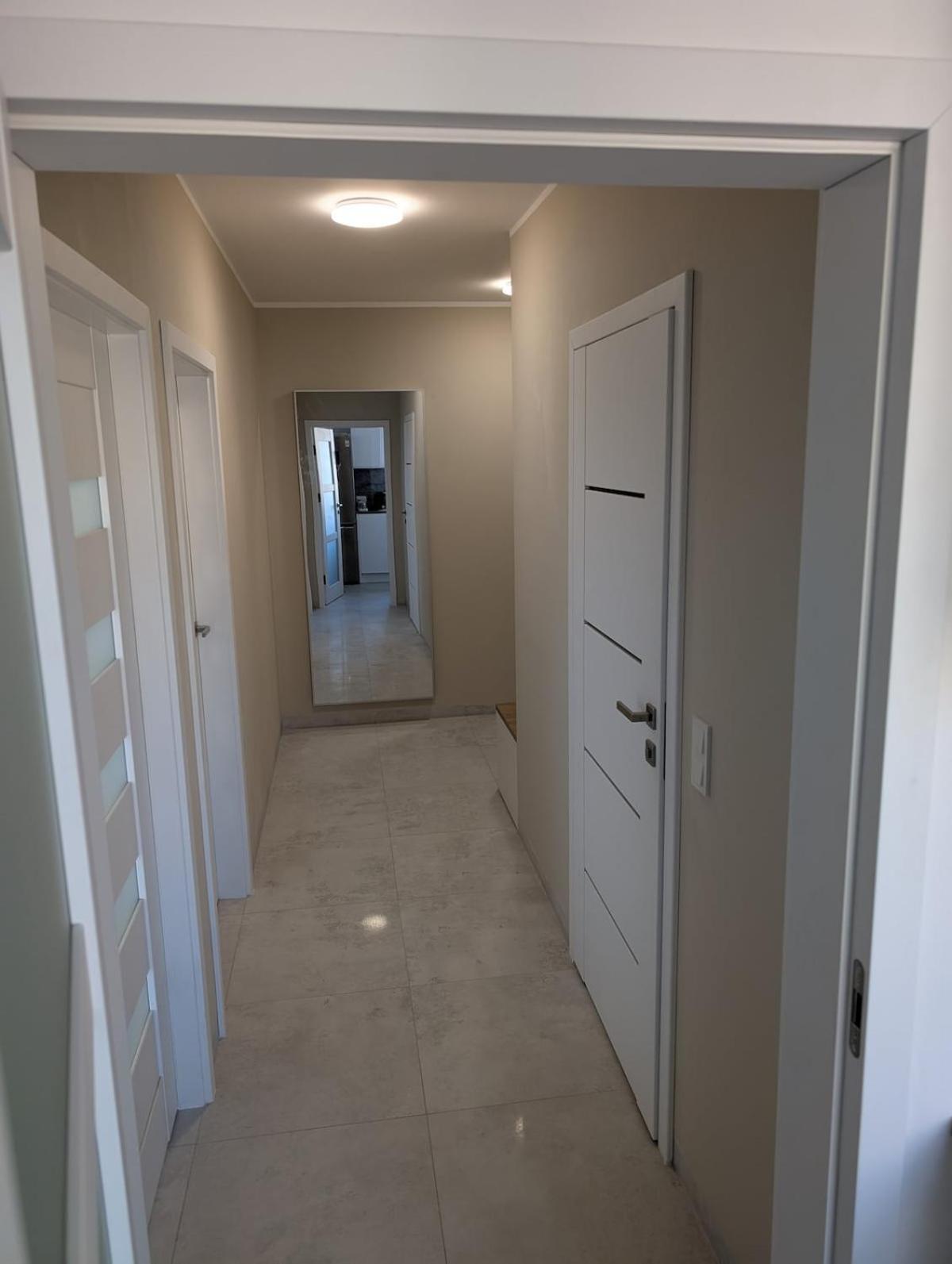 Dwupokojowe Z Osobna Kuchnia Na Osiedlu Przystanek Miedzylesie Apartament *
